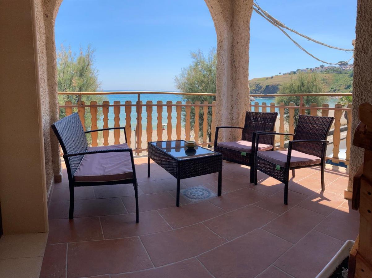 Noemi Holiday House Аньоне Бани Екстериор снимка