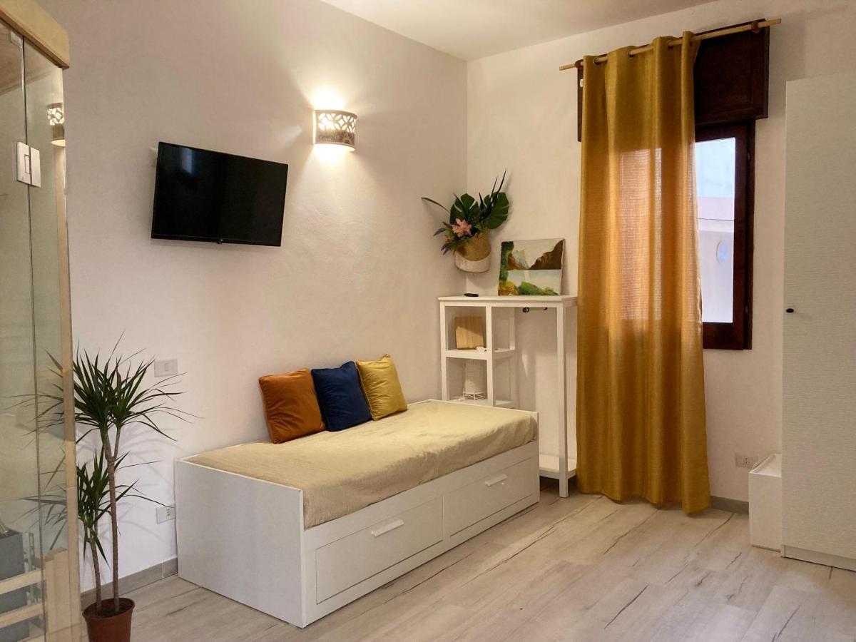 Noemi Holiday House Аньоне Бани Екстериор снимка