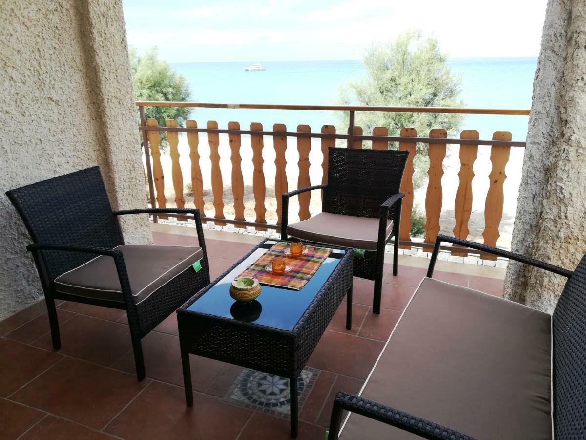 Noemi Holiday House Аньоне Бани Екстериор снимка